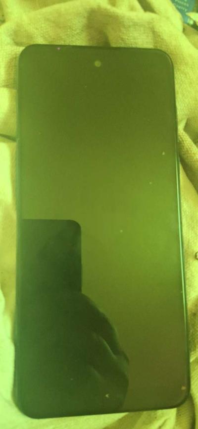 Brand New Motorola Play Smartphone - Thumbnail 4