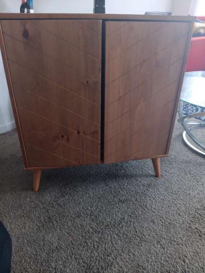 beautiful oak cabinet - Thumbnail 4