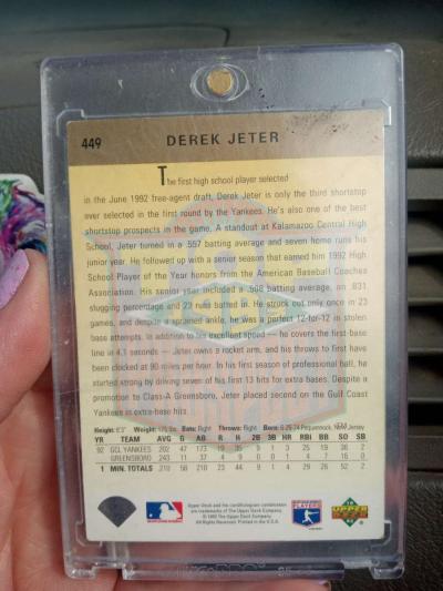1992 Derek Jeter Top Prospect Rookie Upper Deck Baseball Car - Thumbnail 2