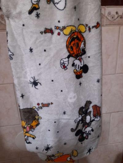 mickey vintage throw blanket - Thumbnail 4