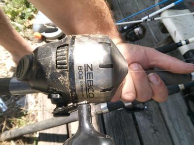 catfihing poles and reels - Thumbnail 5