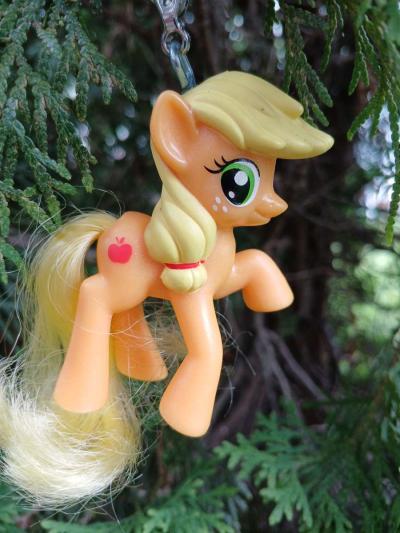 MLP My Little Pony AJ  Brushable 2011 2 inch Hasbro Upcycled - Thumbnail 4
