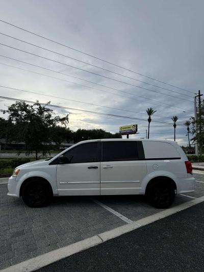 2014 dodge ram cv tradesman - Thumbnail 3