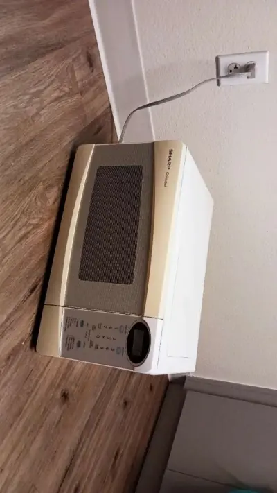 microwave Oven - Thumbnail 2