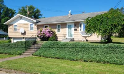 Home For Sale - Thumbnail 2