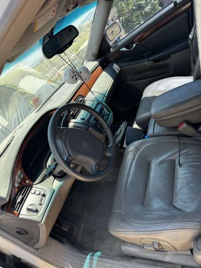 2000 Cadillac Devile - Thumbnail 6