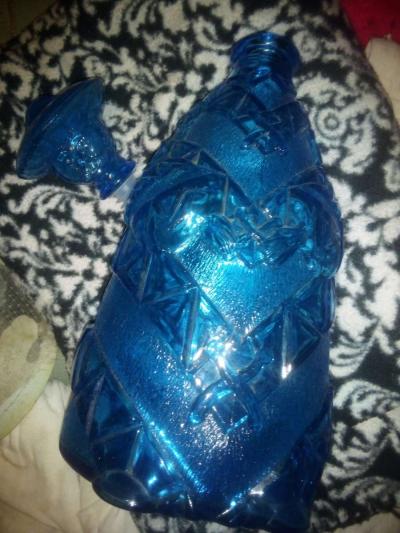 BLUE ITALIAN GLASS DECANTER - Thumbnail 2