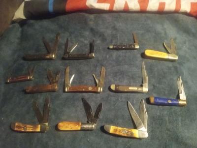 lots of knives old new most worth money - Thumbnail 6
