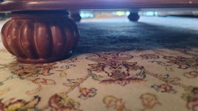 Decorated wooden coffee table 2 tier with glass top - Thumbnail 6