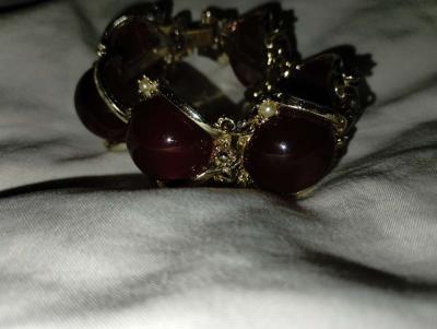 gorgeous red stone and gold bracelet - Thumbnail 6