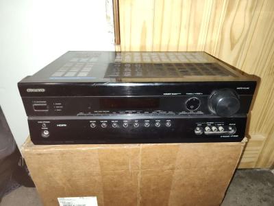 Onkyo AV ReceiverGiant Subwoofer6  varied surround sound spe - Thumbnail 2