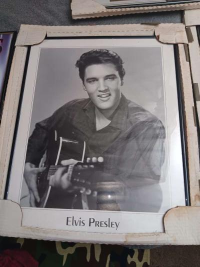 4 Elvis presley rare photos - Thumbnail 3