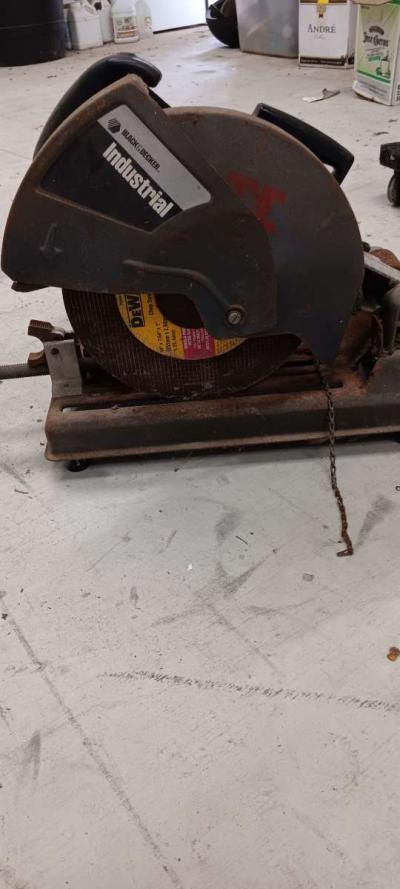 Black and decker industrial chop saw - Thumbnail 3