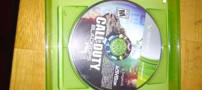 Selling call of duty Black ops for the Xbox one - Thumbnail 2