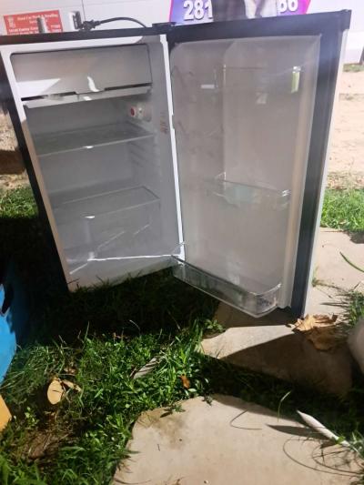 mini fridge  99 dollars or best offer - Conroe, Texas