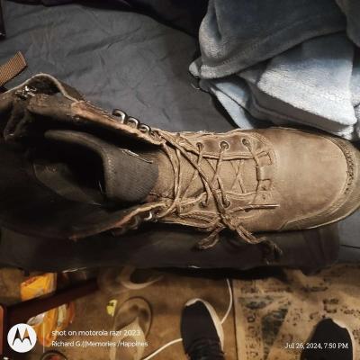 Carhartt insulated waterproofr boots size 11 half and 12 - Thumbnail 4