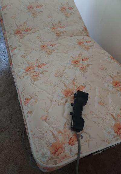 FREE  Automatic Twin XL Bed with Massage - Thumbnail 4