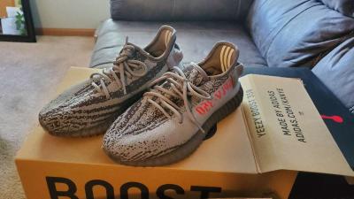 Kids Yeezys  JOLIET PICKUP - Thumbnail 2