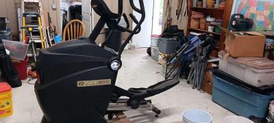 q35 octane fitness treadmill - Thumbnail 2