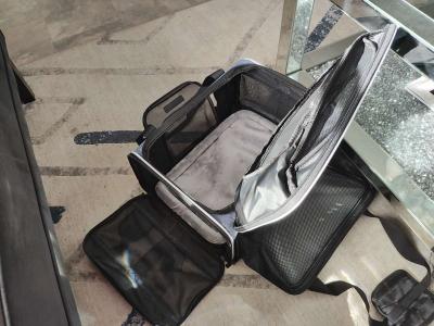 Petskd Top Expandable Pet Carrier Pickup by buyer or deliver - Thumbnail 4