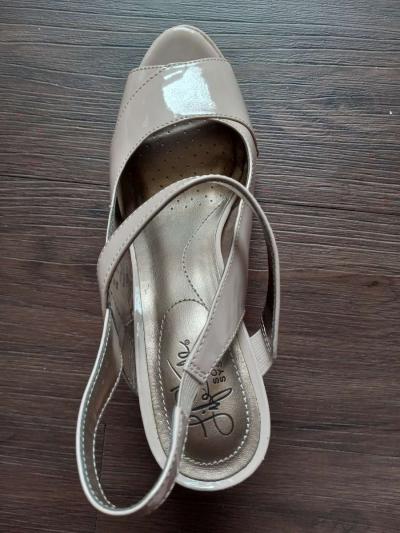 Life Stride Beige Heels - Thumbnail 2