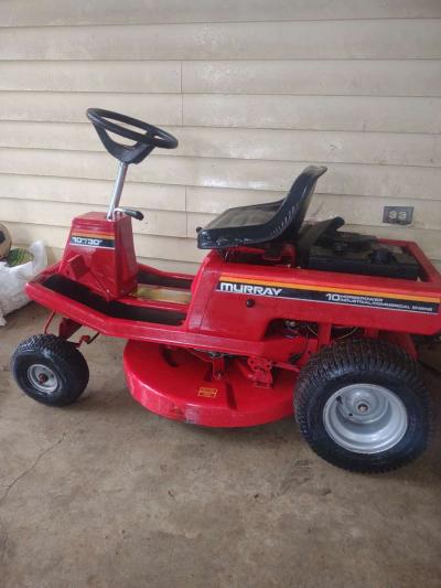 Murray 10 horsepower riding mower