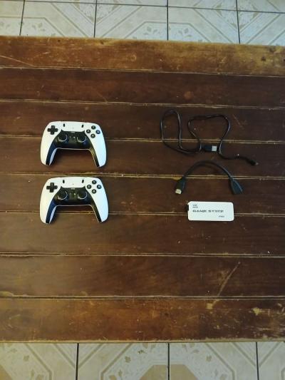 Gamers 3D Pro 2 4G Wireless TV Game Stick 4K 30000 - Thumbnail 4