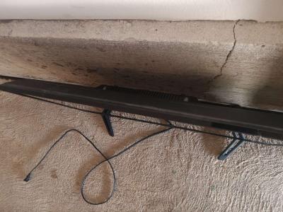 selling my 43 inch tv - Thumbnail 3