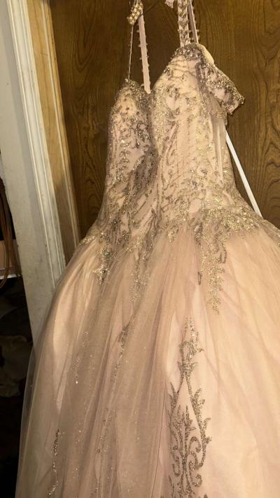 15 dress with set - Mission, Texas