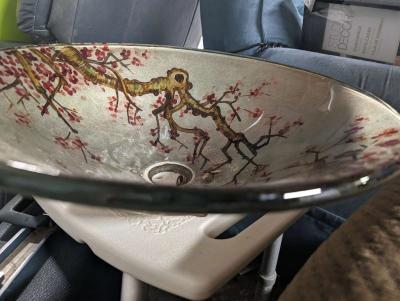 Vanity sink with a rose vine design - Thumbnail 2