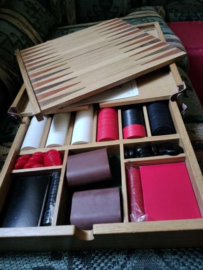 Checkers and Backgammon combo game - Thumbnail 5