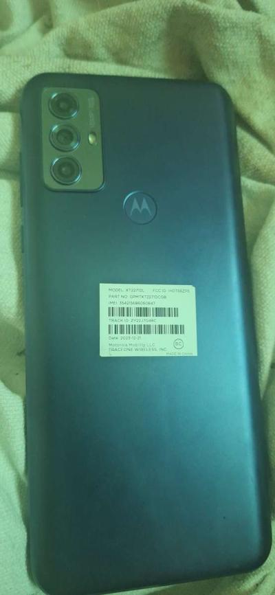Brand New Motorola Play Smartphone - Thumbnail 6