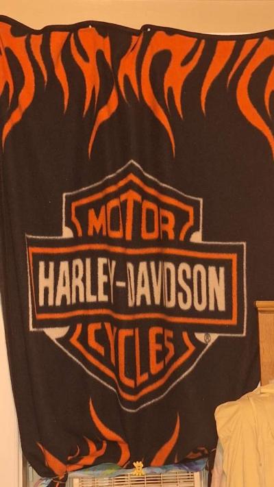 nike airmax size 8 HARLEY Davidson clothing n blanket - Thumbnail 3