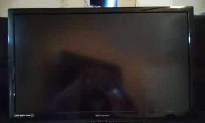 32  EMERSON TV - Thumbnail 5