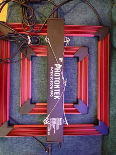 Photontek SQ200W Pro LED Horticulture lights - Thumbnail 3