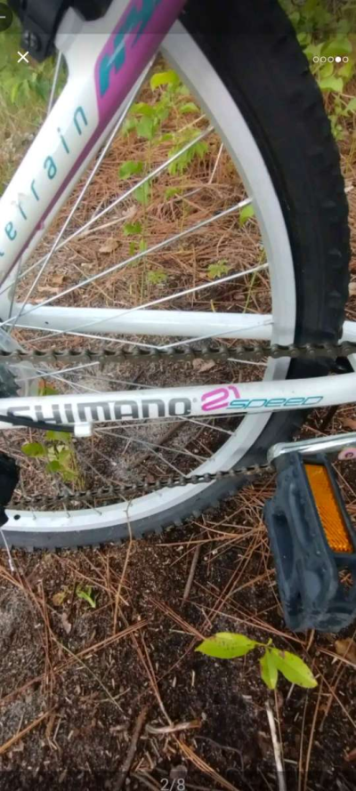 new womens 2024 21 speed hyper mountain bike XL - Thumbnail 4