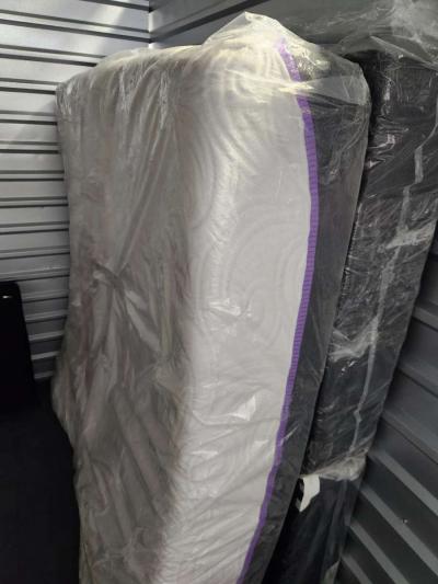 Sealy Optimum Inspiration Gold PLUSH King Mattress AND Match - Thumbnail 2