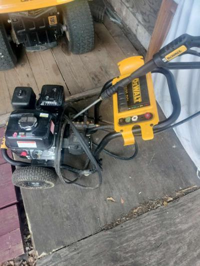 DeWalt pressure washer