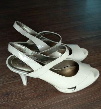 Life Stride Beige Heels - Thumbnail 3