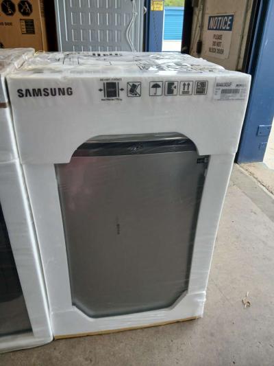 Brand New Samsung washer and gas dryer set - Thumbnail 4