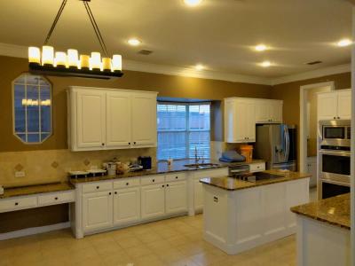 Elite Fuentes Painting - Thumbnail 3