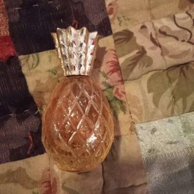 cute vintage pineapple perfume bottle - Antioch, California