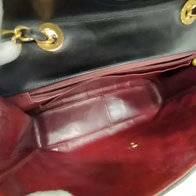 Chanel Matelasse Chain Shoulder Bag - Thumbnail 6