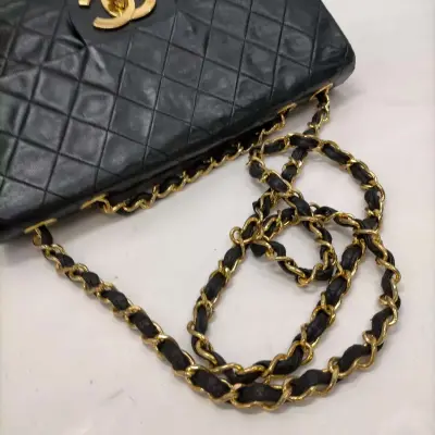 Chanel Matelasse Chain Shoulder Bag - Thumbnail 5