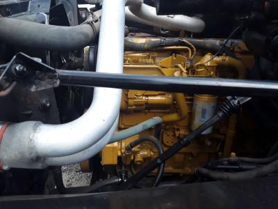 1998 Chevy C650 Cab Chassis Cat Motor 5 Speed One Owner - Thumbnail 5