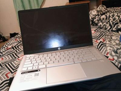 hp laptop need screen replaced - Thumbnail 5