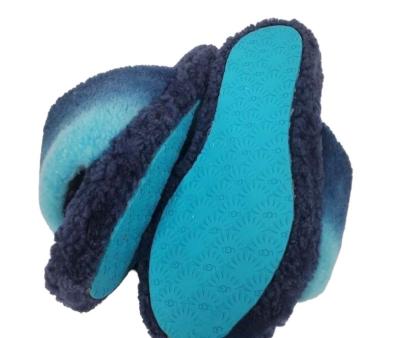 UGG NIB Fluff Yeah Slide Gradient 60 Youth Size 4 Fits US Wo - Thumbnail 4