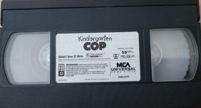 Kindergarten Cop VHS movie cheap - Thumbnail 2