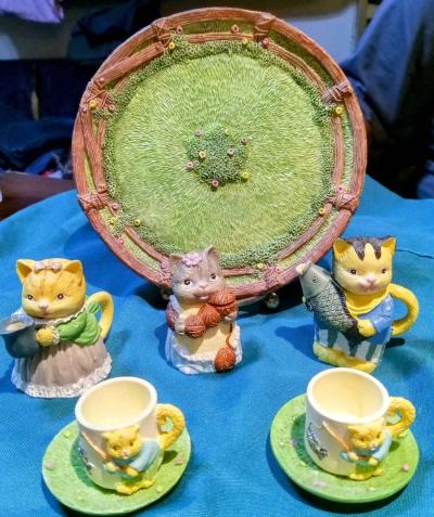 miniature tea serving cats - Thumbnail 2