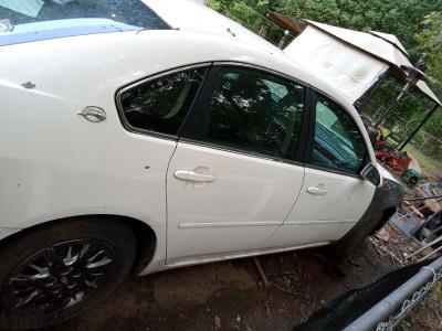 2006 Chevy Impala police edition - Thumbnail 2